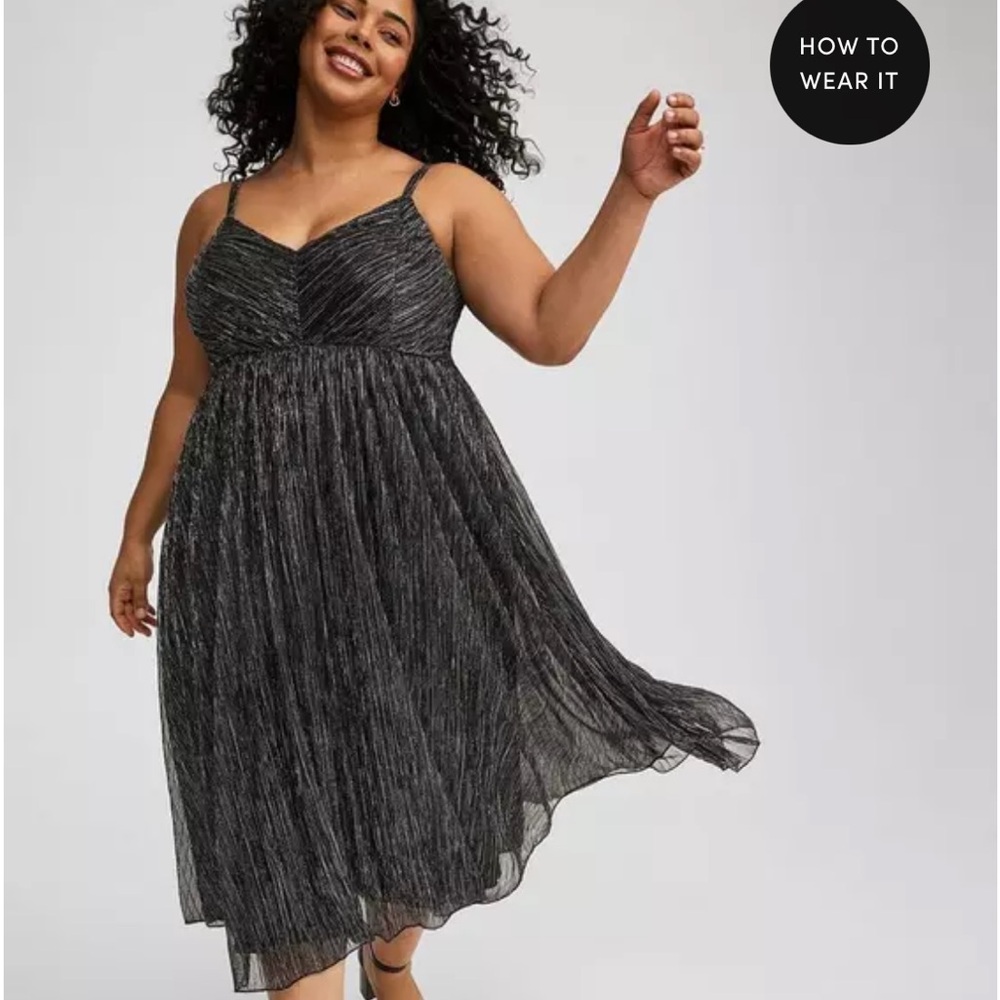 Torrid black/silver Pleated Midi Dress for NWT